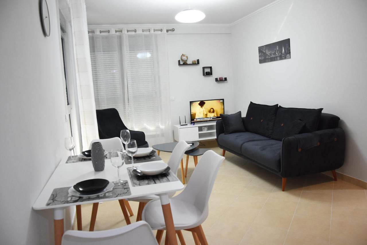 Click Apartments - Tirana Exterior photo
