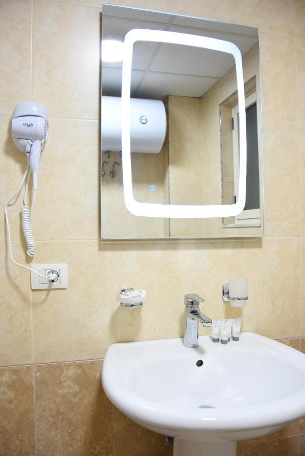 Click Apartments - Tirana Exterior photo